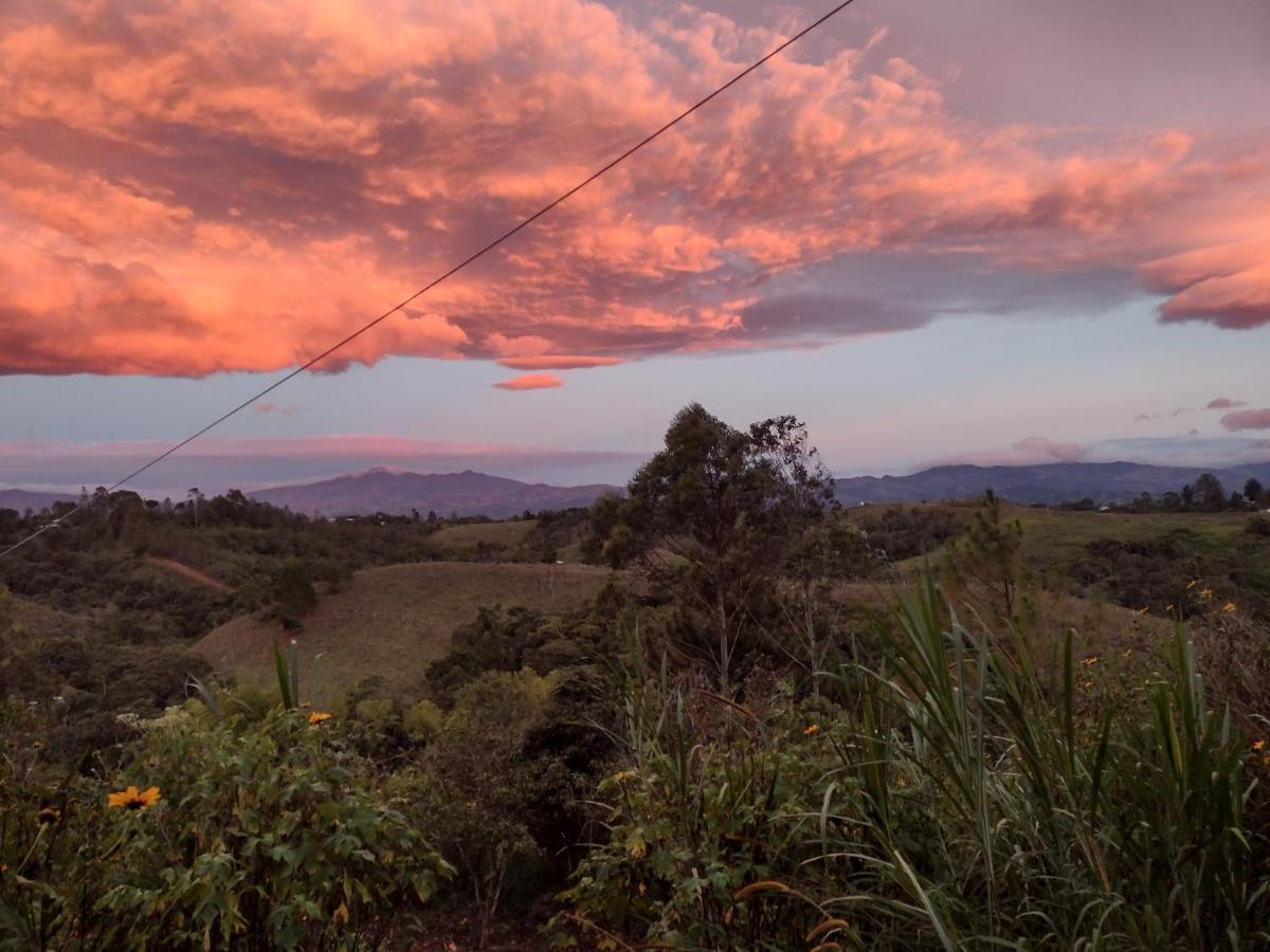 Hostal Sueno Paraiso- Observatorio Astronomico โปปายาน ภายนอก รูปภาพ